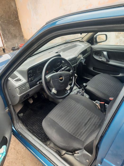 Продам нексию1  99 года выпуска