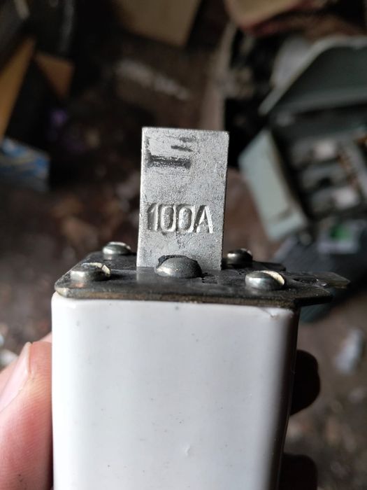 Продам рубильник