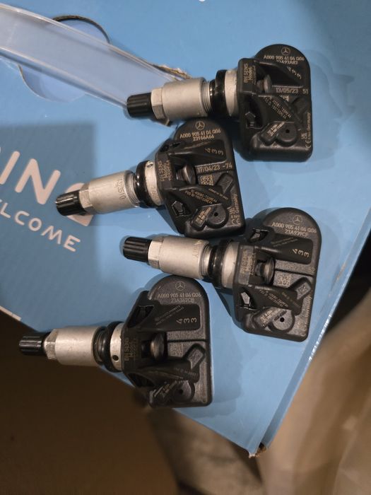 Сензори за налягане в гумите мерцедес mercedes датчици