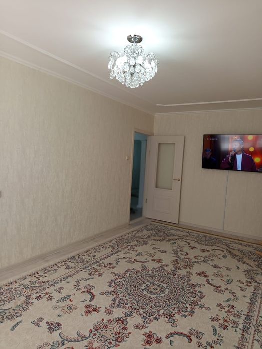 Продам 4 комнатную квартиру.