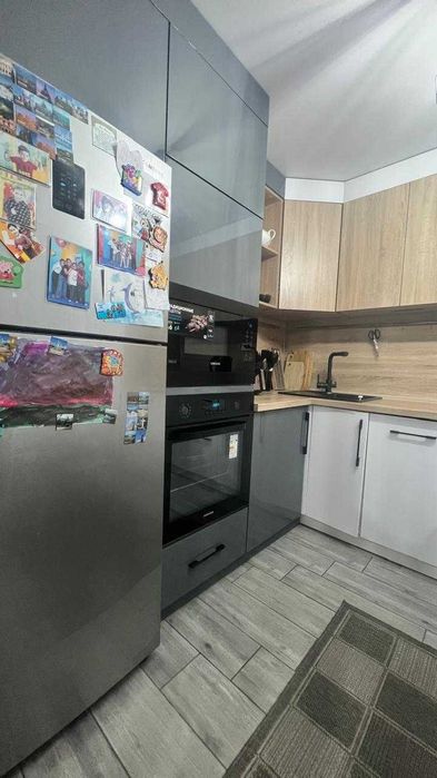 Продам 4 ком квартира РН Центр