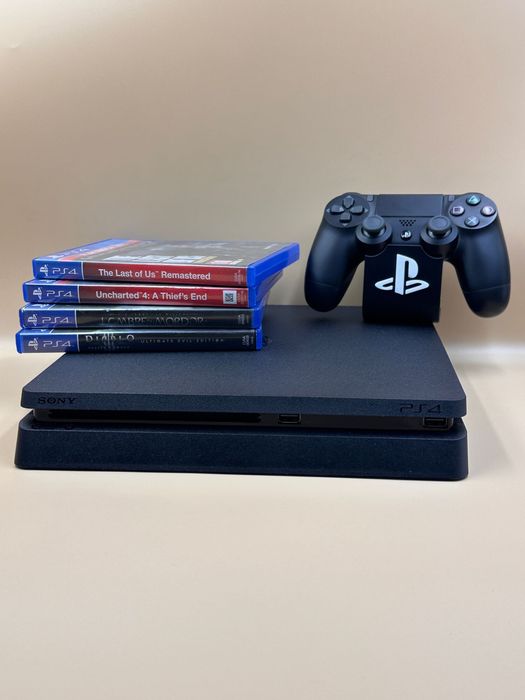 Playstation 4 Slim 500-1tb (4 jocuri fizice-12 digitale!)