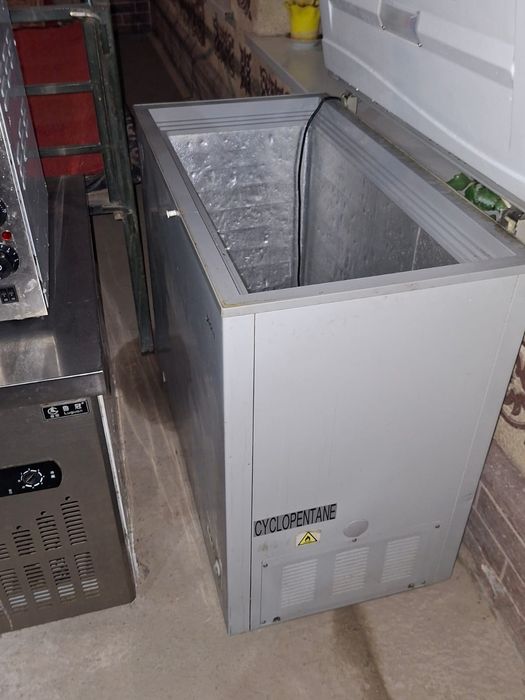 Морозильник на 200л