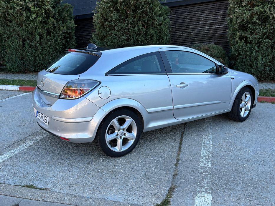 Opel astra H GTC