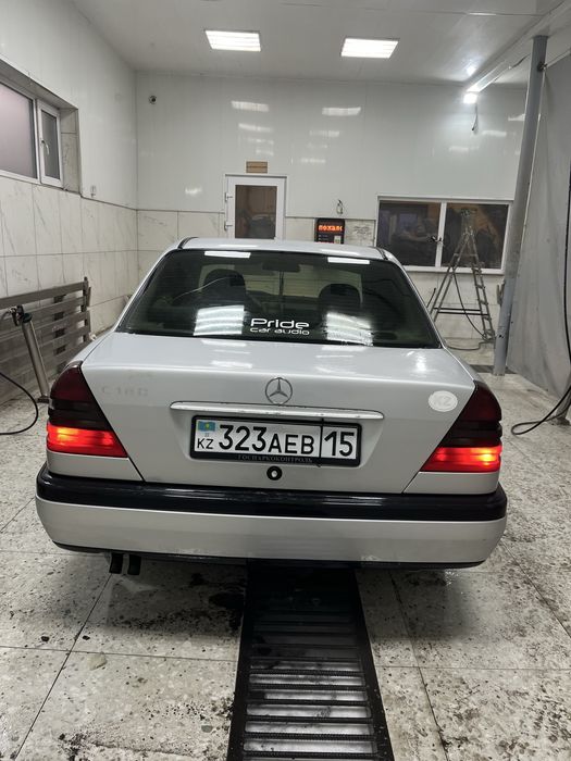 Продам Mercedes-Benz c180 w202
