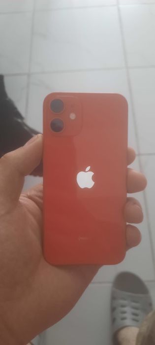 12мини 128гб эмкость 75% 90торг есть