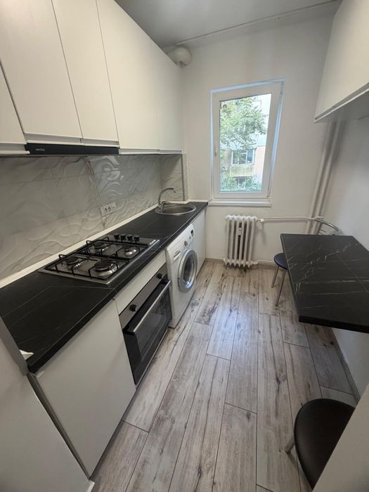 Inchiriez apartament doua camere