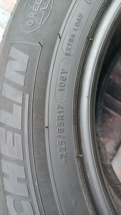 225/65/17 Michelin