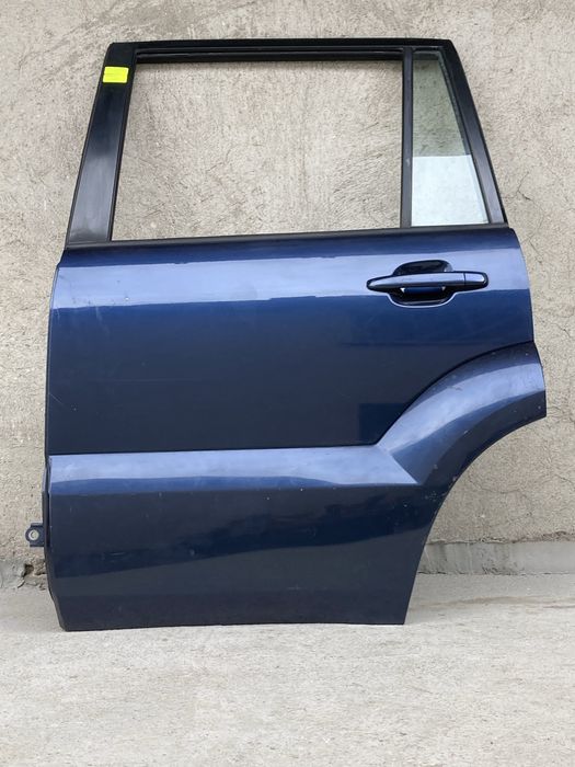 Задна лява врата за тойота ланд крузер/land cruiser J120 03-08г