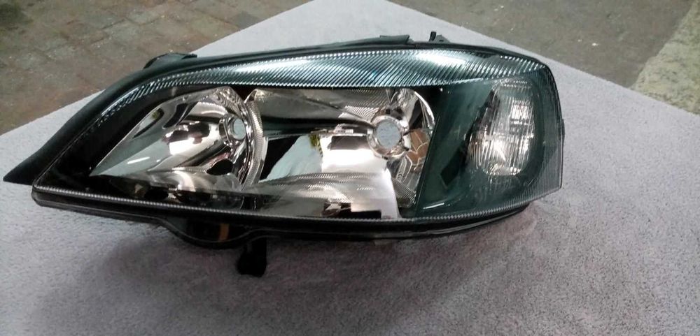 Far Stanga Dreapta Opel Astra G/ Coupe/ Combi/ Classic/ Bertone