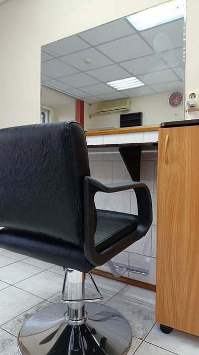 Сдается парикмахерская на кшт