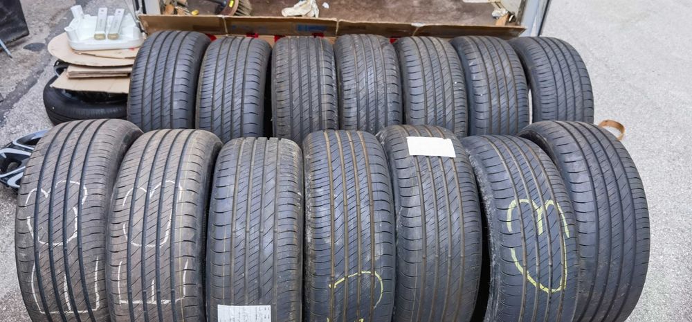 Чисто НОВИ 205 50 17 Goodyear