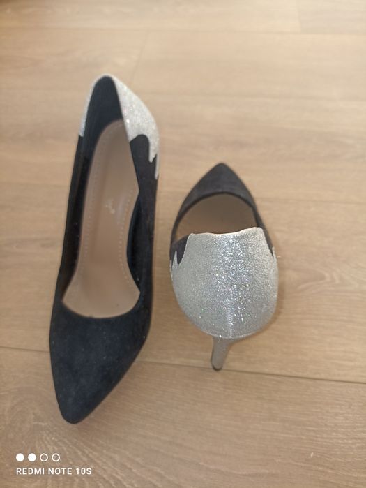 Сандали и обувки на висок ток