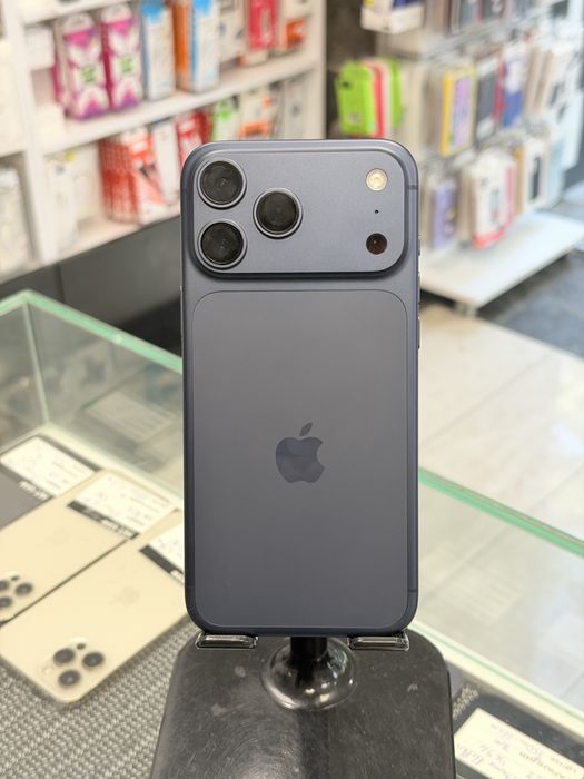 Apple iPhone 17 Pro Max 256GB Blue