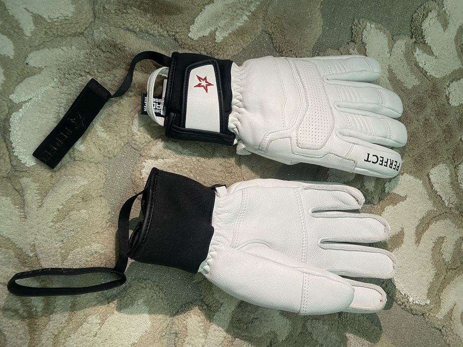 Все оригинал кроссовки по 600 000 оригинал