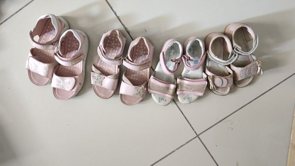 Сандалии детские на девочку