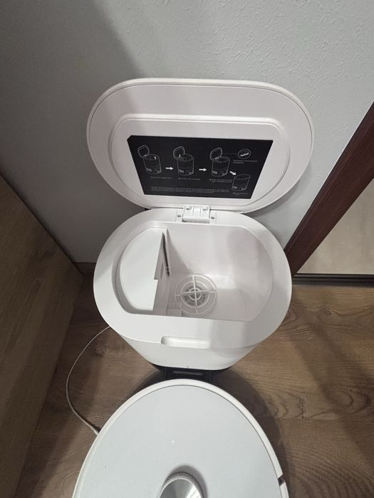 Aspirator robot Xiaomi LYDSTO R1