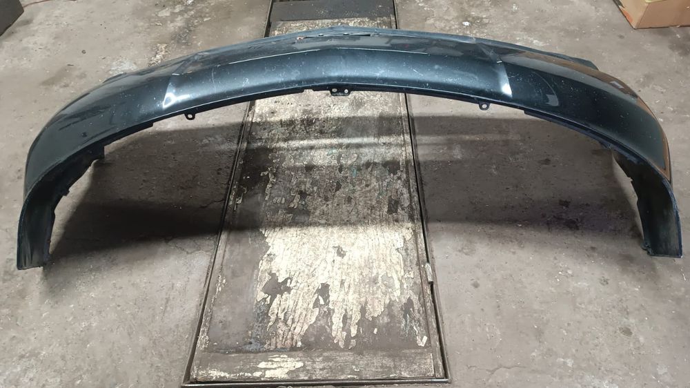 Продам Бампер  Тайота альфард