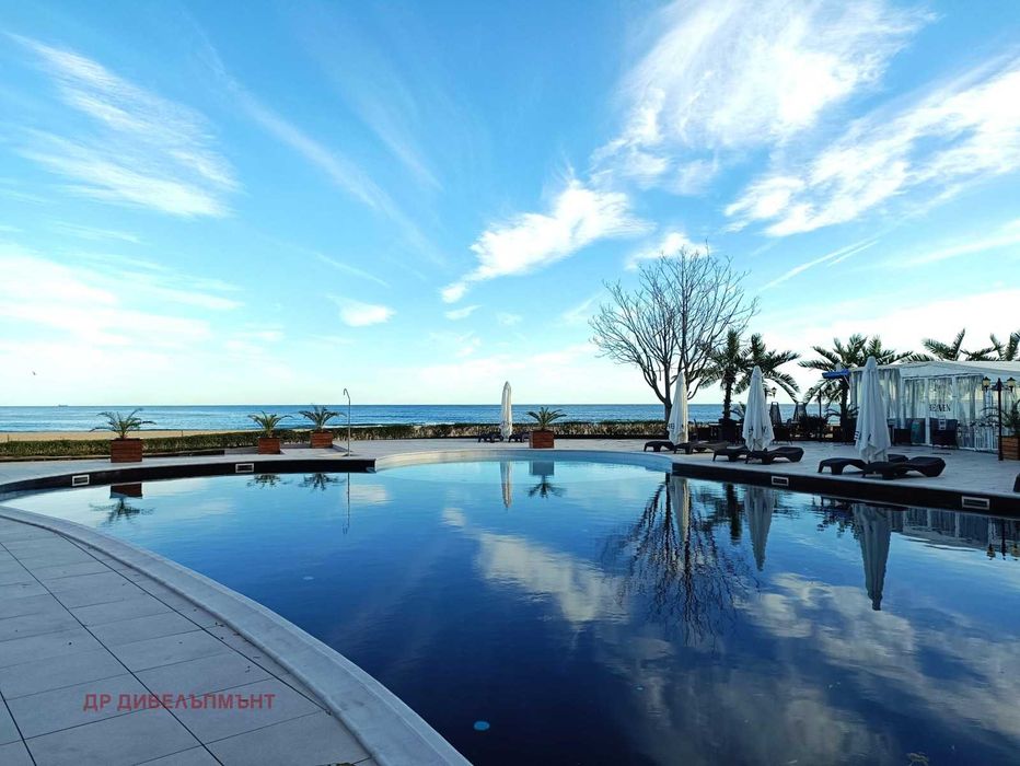 Дава се под наем Двустаен апартамент в к.к. Слънчев бряг - 72 кв.м за 255 € - Снимка #15