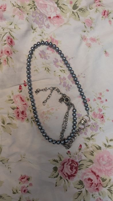 Продам несколько жемчужных сетуаров