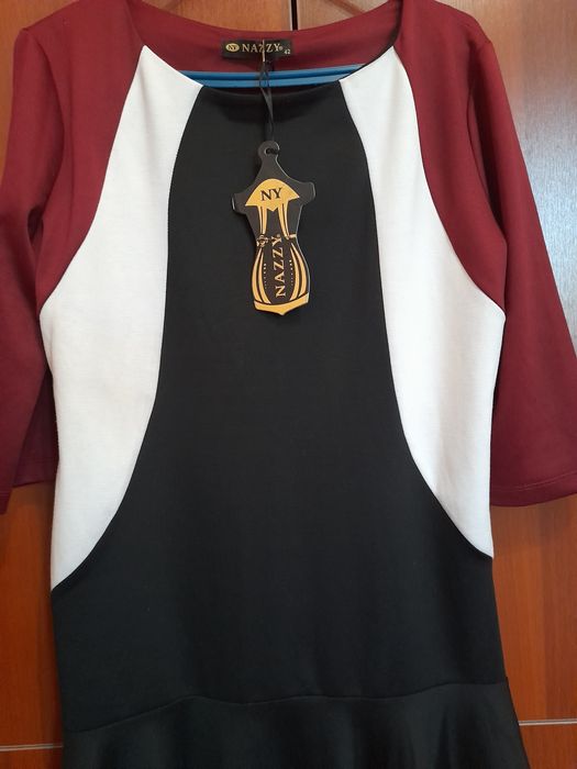 Продам платья новая фасон очень красивый