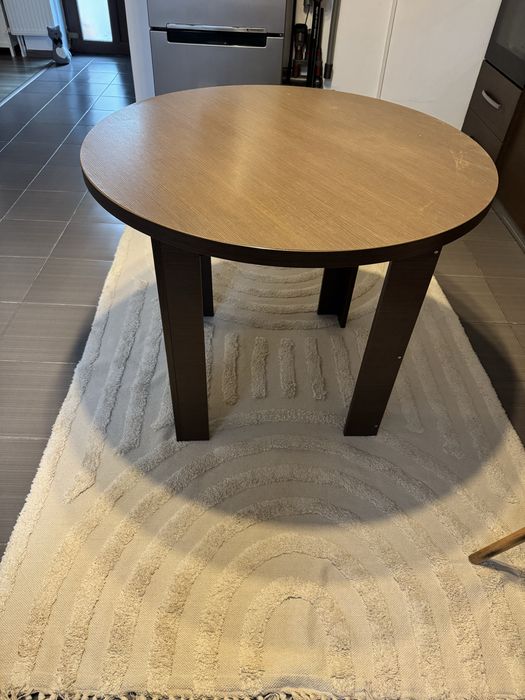 Masa rotunda bucatarie