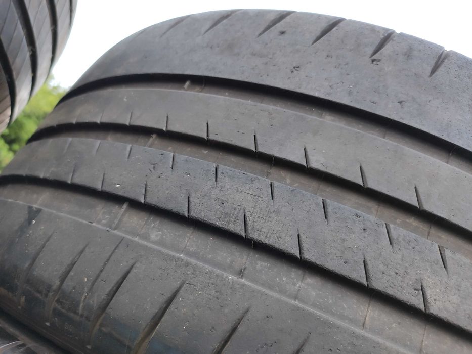 4бр Semi slik 235 35 19 - Michelin Pilot Sport Cup 2