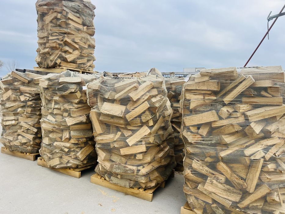 Cherestea,grinzi,dulapi,lanteti