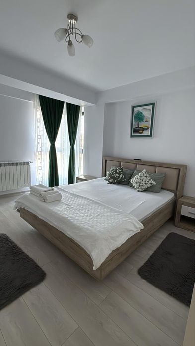 Inchiriez apartament