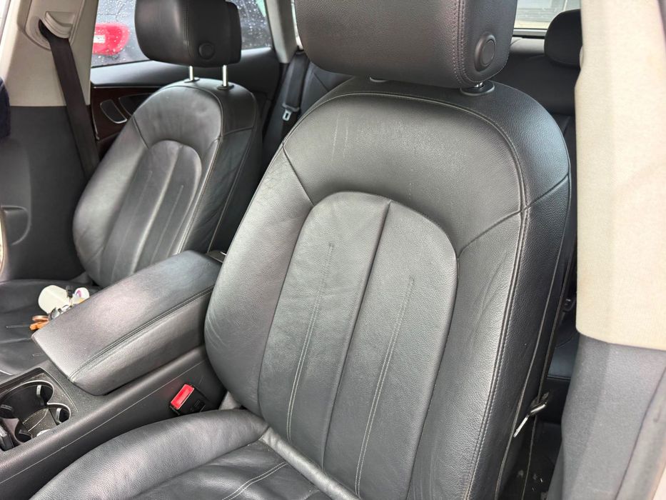 Dezmembrez Audi a7 2011 Argintiu - lx7w 3.0 tdi CLAB cutie automata NKP volan stanga