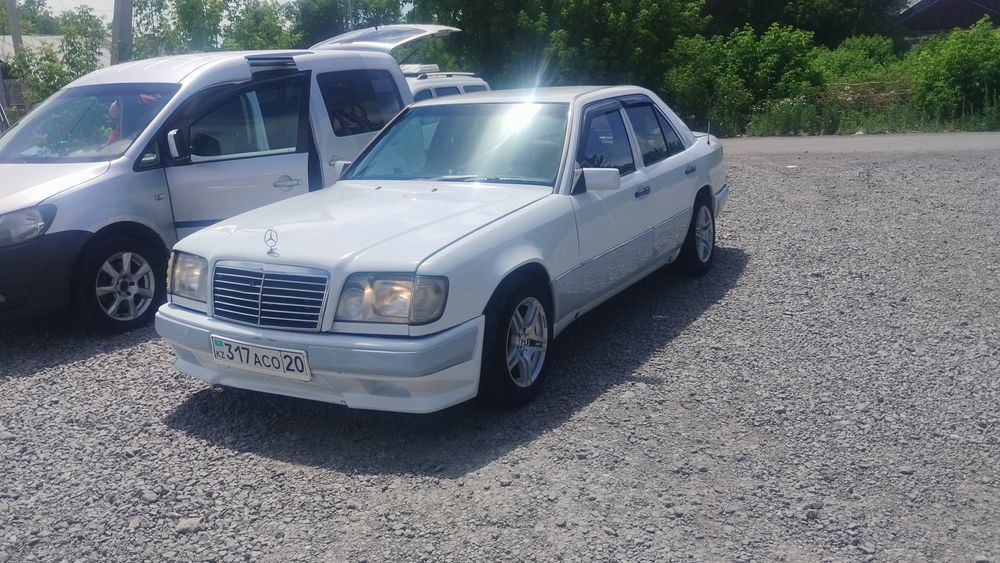 Продам Мерседес w124 и w210