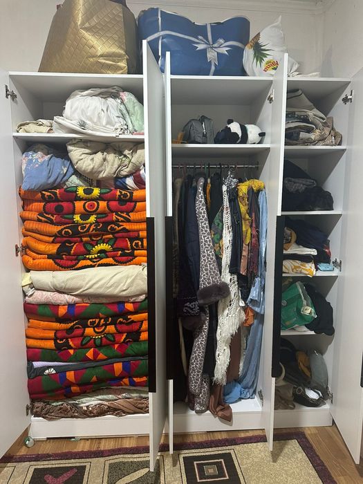 Шкафы для одежды