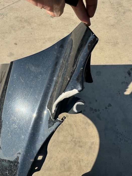 Aripa dreapta fata bmw f10 f11 (cu defect)