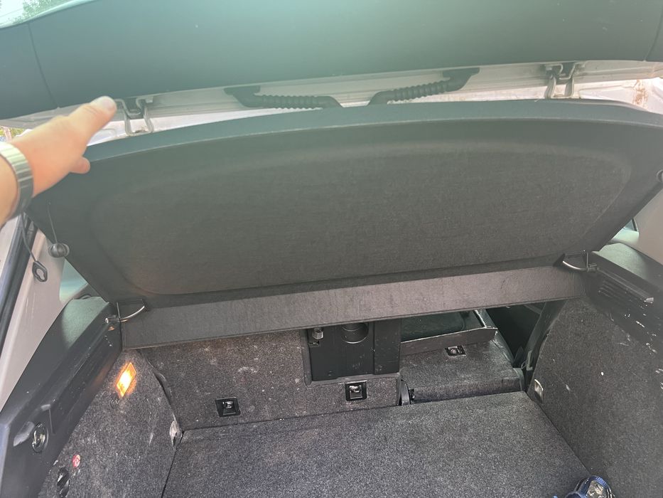 Кора за багажник на VW Tiguan 5N