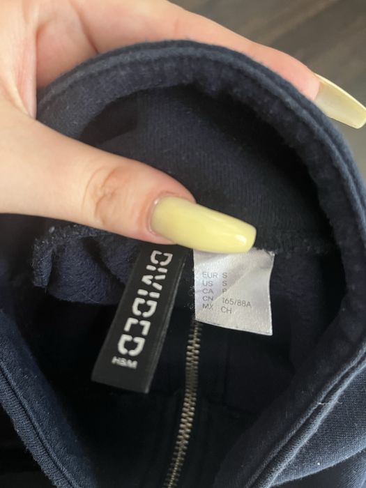 Късо hoodie без качулка с цип