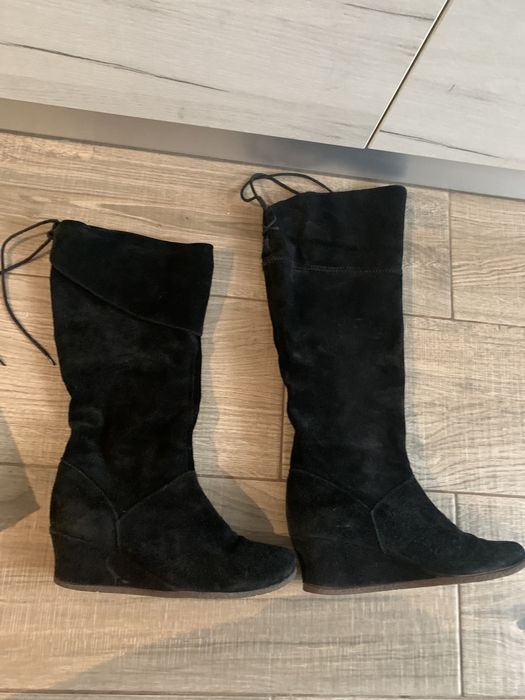 Cizme piele intoarsa Bata marimea 36