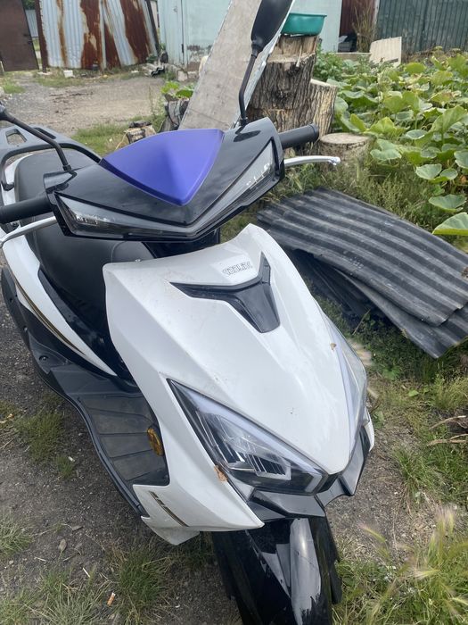 скутер 150 кубов