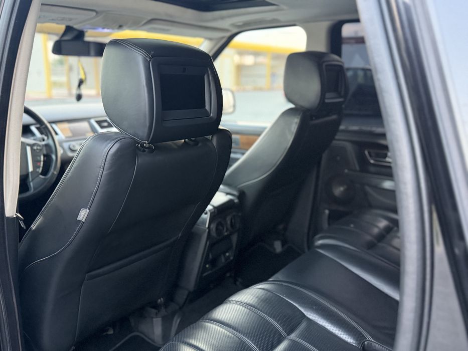 Land Rover Range Rover Sport 2010 Full Option