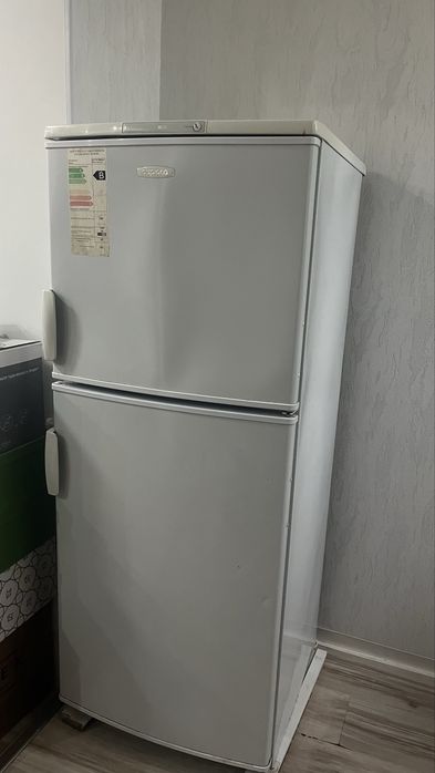 Продам холодильник
