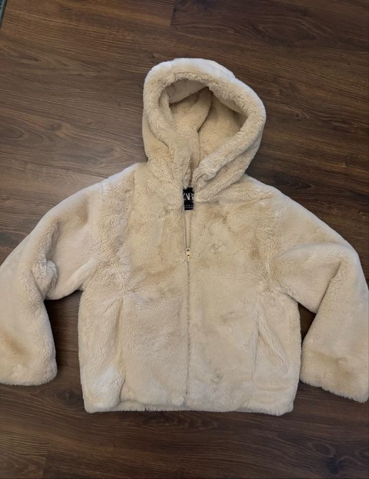 Шубка для девочки Zara