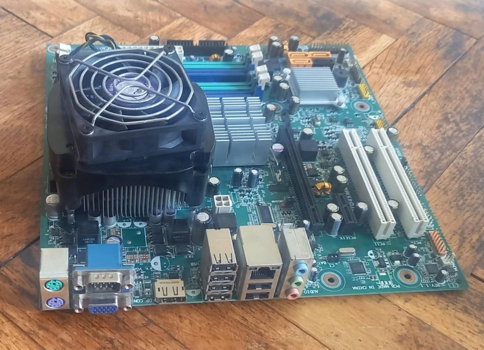 Дъно Lenovo MTQ45MK DDR3 С Процесор