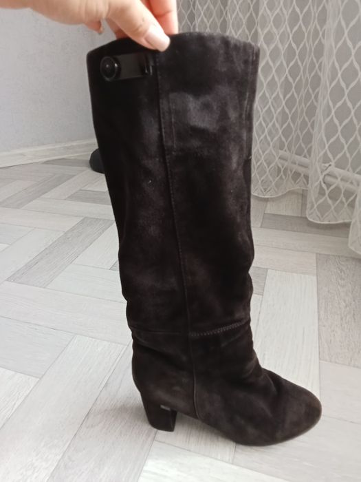 Продам зимние сапоги