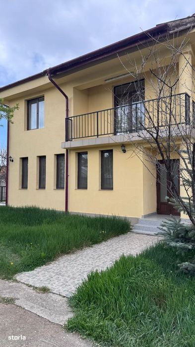 Casa de închiriat, zona Episcopia