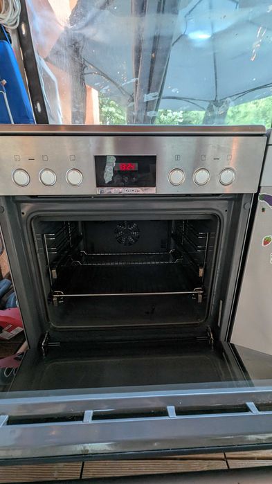Готварска печка Bosch HKR39C250 , INOX , Керамични котлони