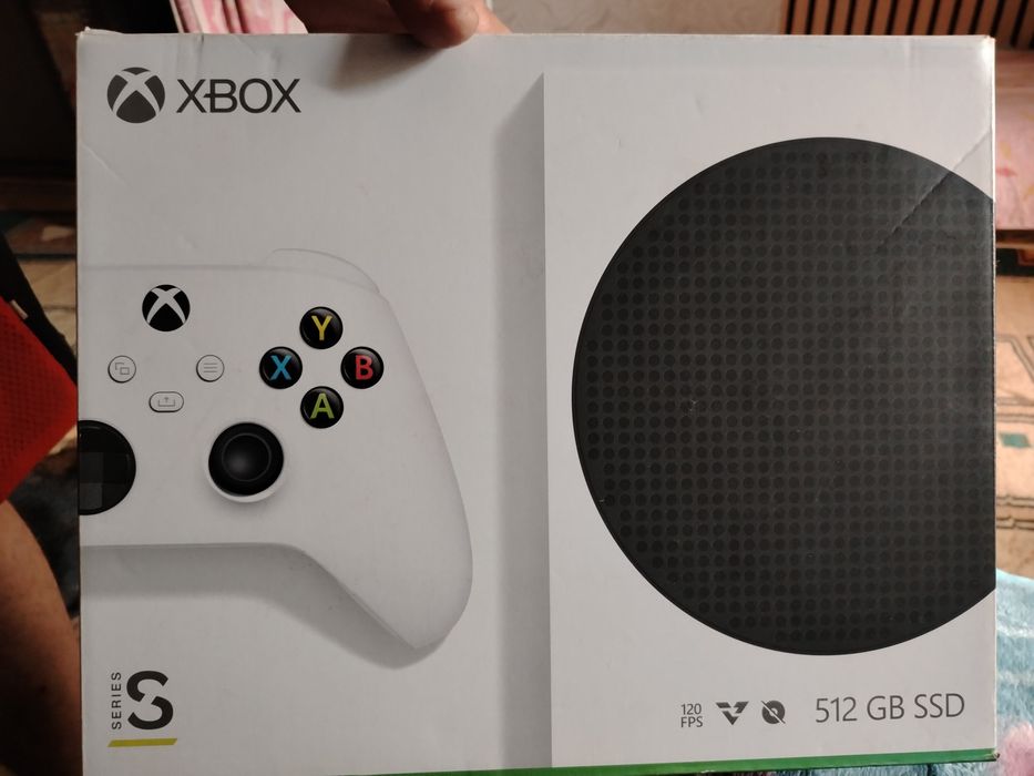 Продам Xbox серия s
