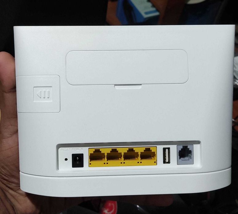 Router 4G Wi-Fi Huawei B315s-22 decodat cartela sim