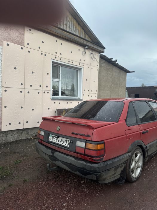 Продам машину пассат б3
