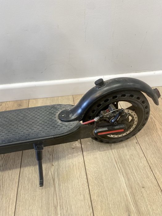 Xiaomi Mi Electric Scooter
