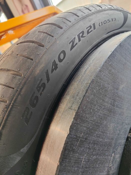 4бр.летни гуми 295/35/21-265/40/21 Pirelli спорт пакет