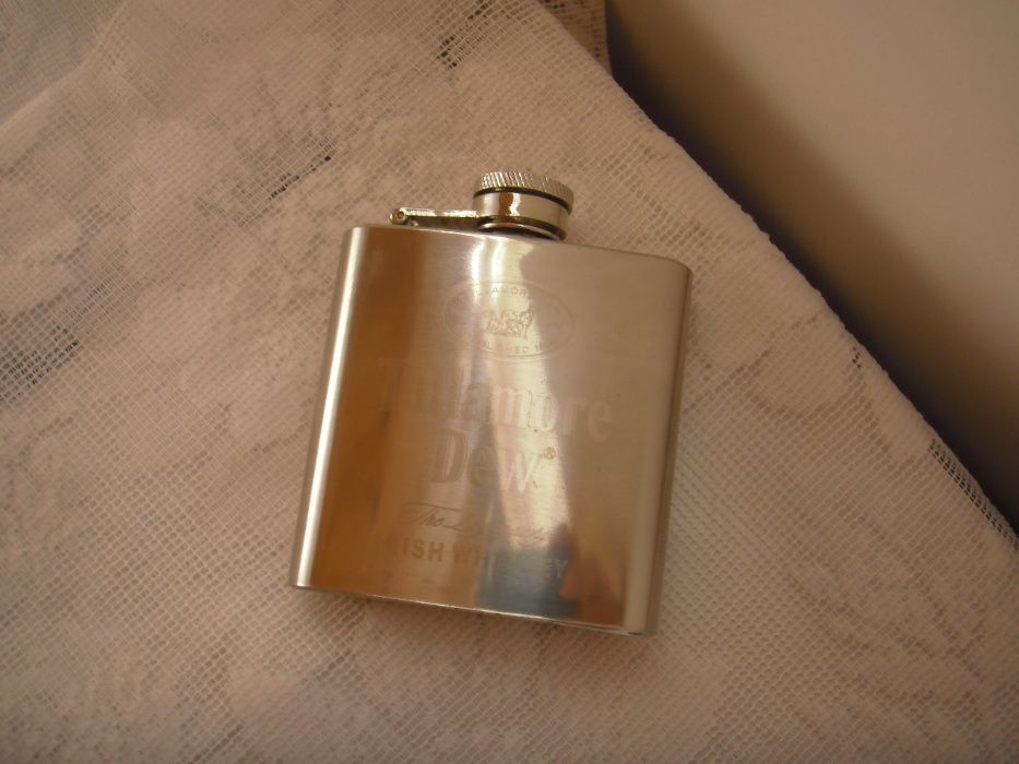 нова бутилка за алкохол/уиски